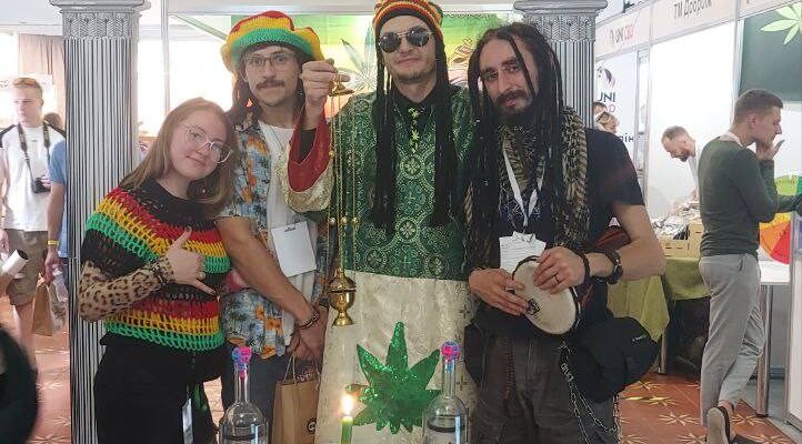 Конопляний ярмарок – 2023 як допомога ЗСУ Обряди таїнства вінчання та освячення